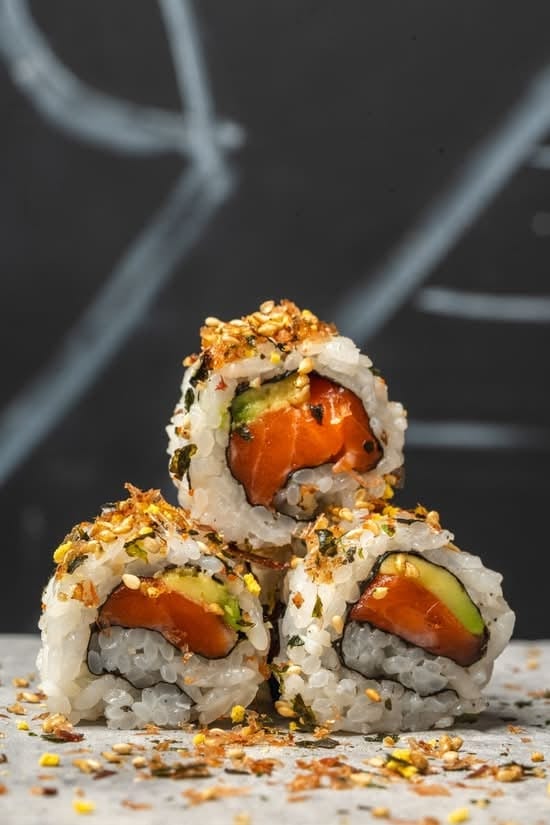 Salmon avocado roll no rice.
